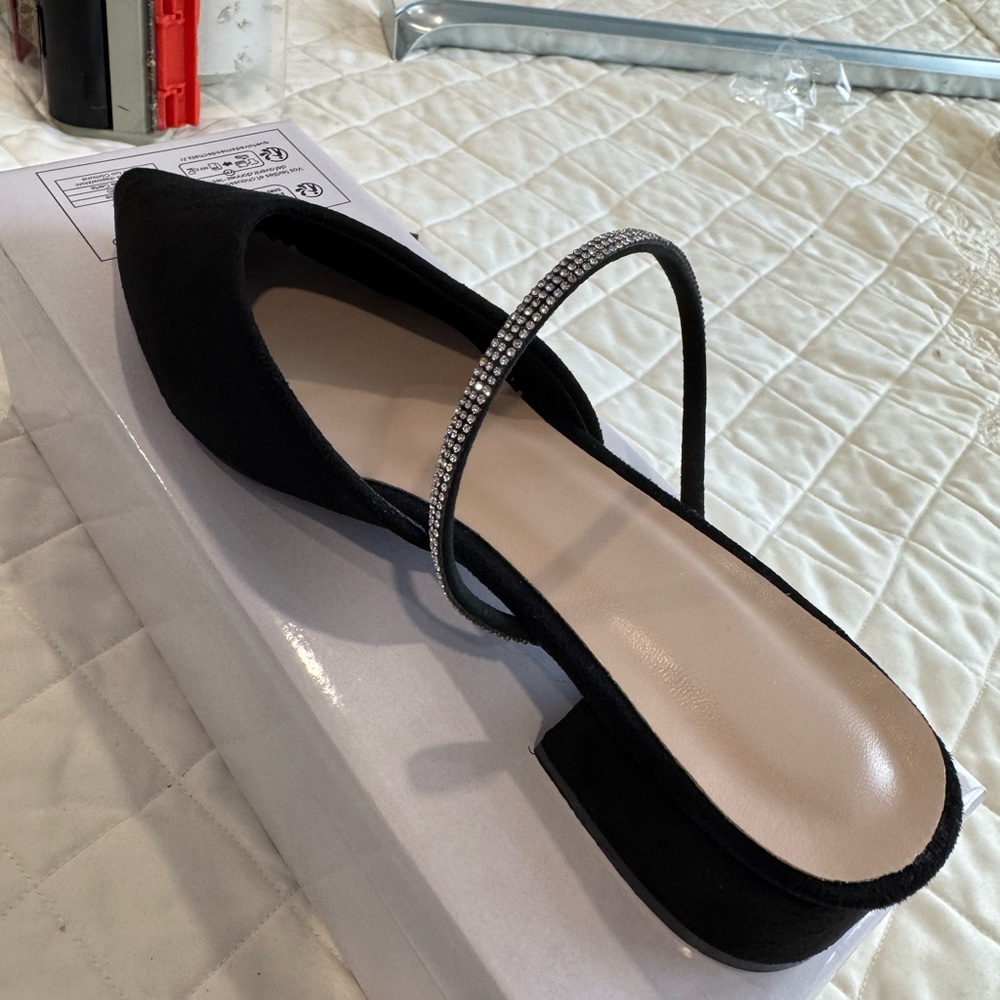 Elegant Black Flats with Rhinestone Strap